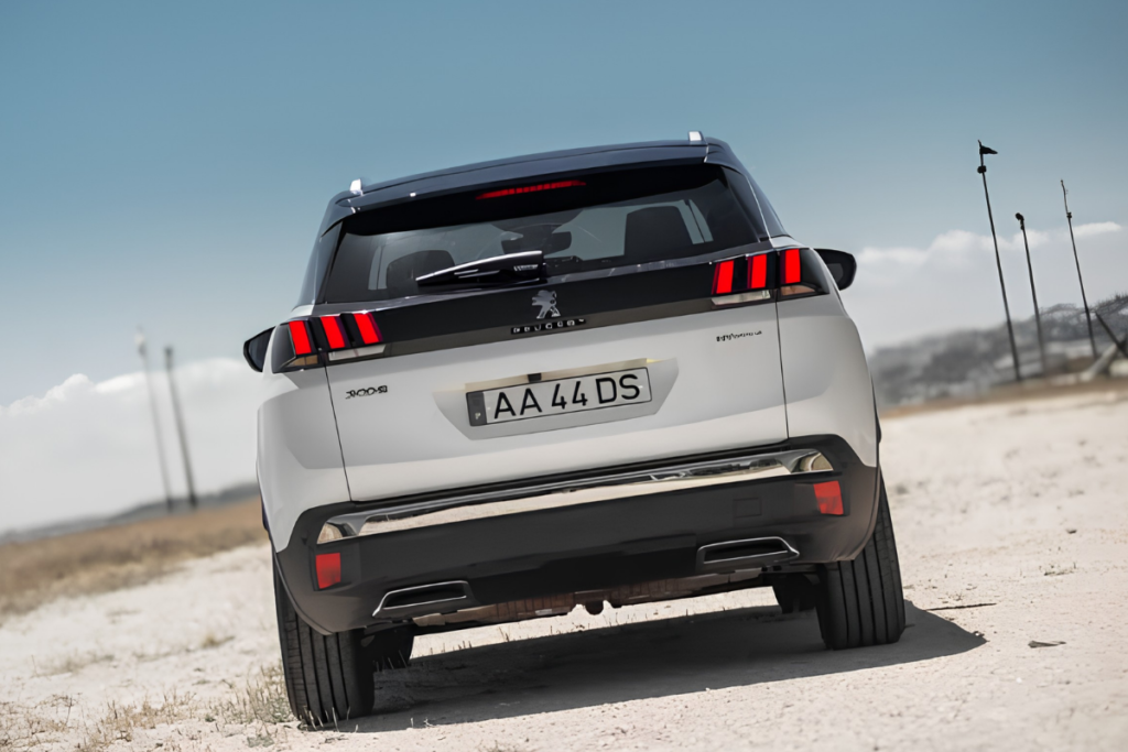 Dono de Peugeot 3008 relata custo anual de manutenção próximo a 10% do valor do carro
