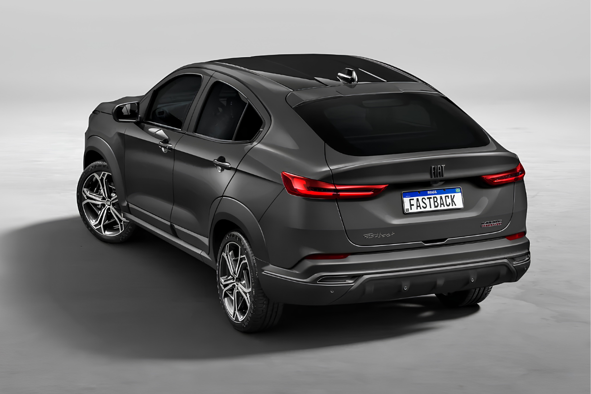 Opinião sincera dos donos do Fiat Fastback traseira