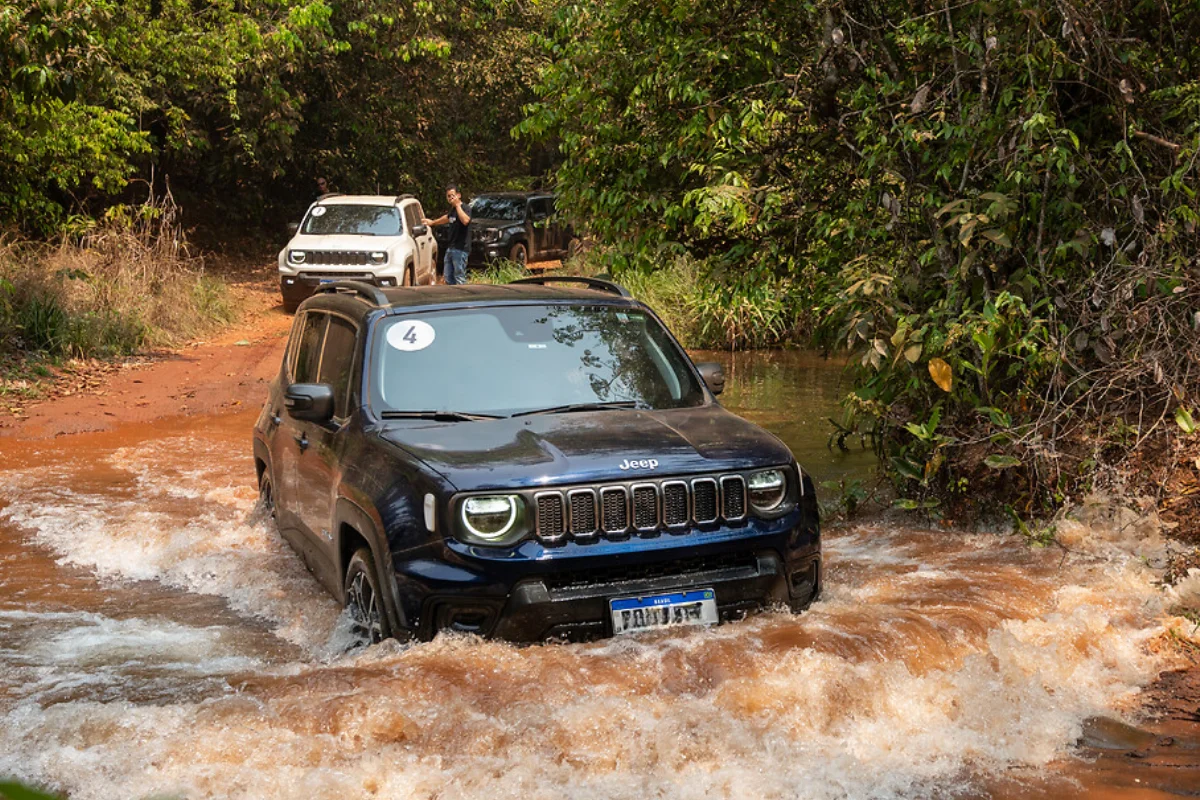 MP de Minas multa a FCA em R$ 11,5 milhões por defeito no trocador de calor do câmbio do Renegade anterior a 2018; a empresa diz que é falta de manutenção