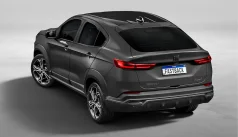Opinião sincera dos donos do Fiat Fastback traseira
